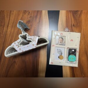 Baby Hangers and Keepsake Set